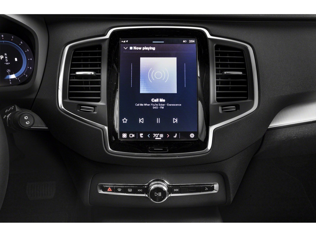 2024 Volvo XC90 B6 Plus Bright Theme 6-Seater