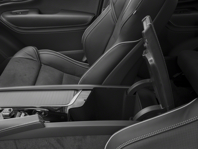 2016 Volvo XC90 T6 R-Design