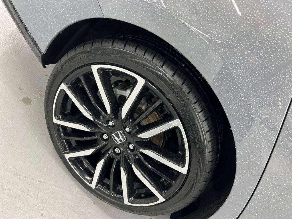 2023 Honda Accord Hybrid Touring w/o BSI