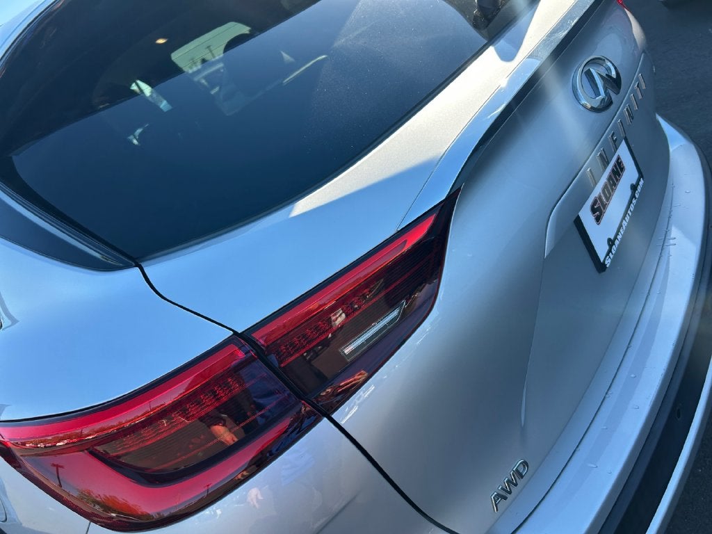2021 INFINITI QX50 LUXE