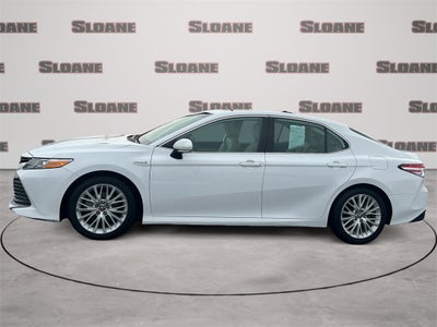 2019 Toyota Camry Hybrid XLE