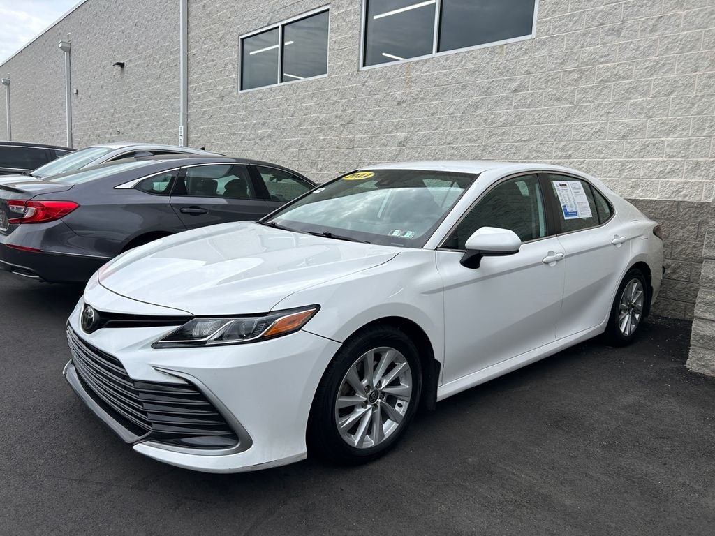 2022 Toyota Camry LE