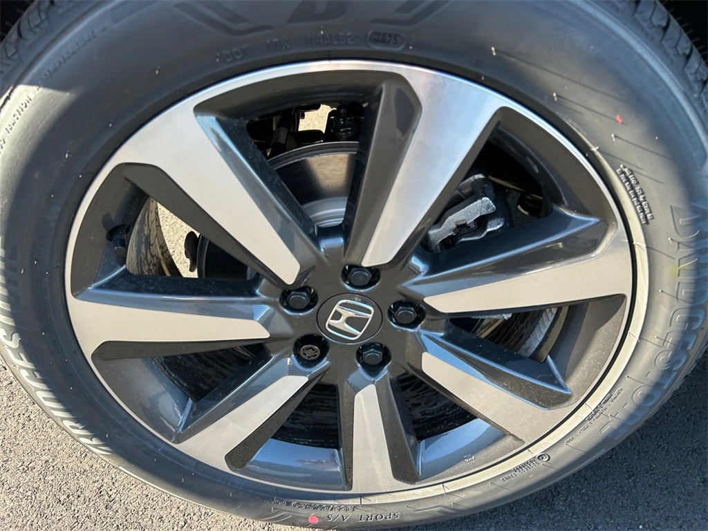 2025 Honda Pilot Touring