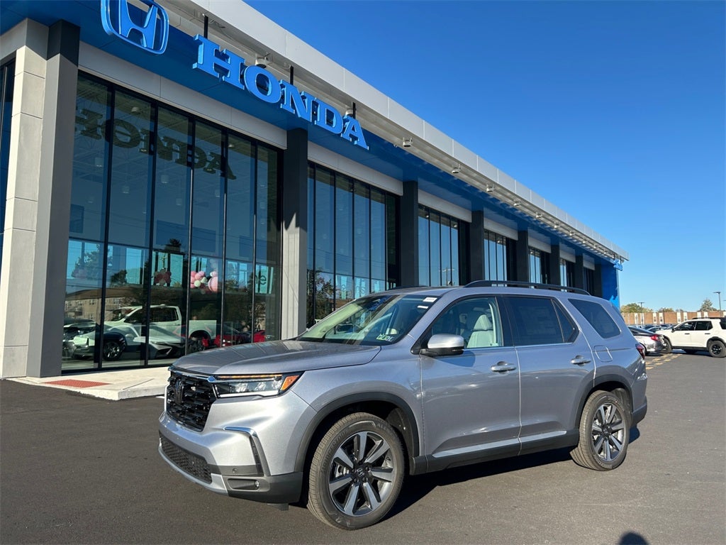 2025 Honda Pilot Touring