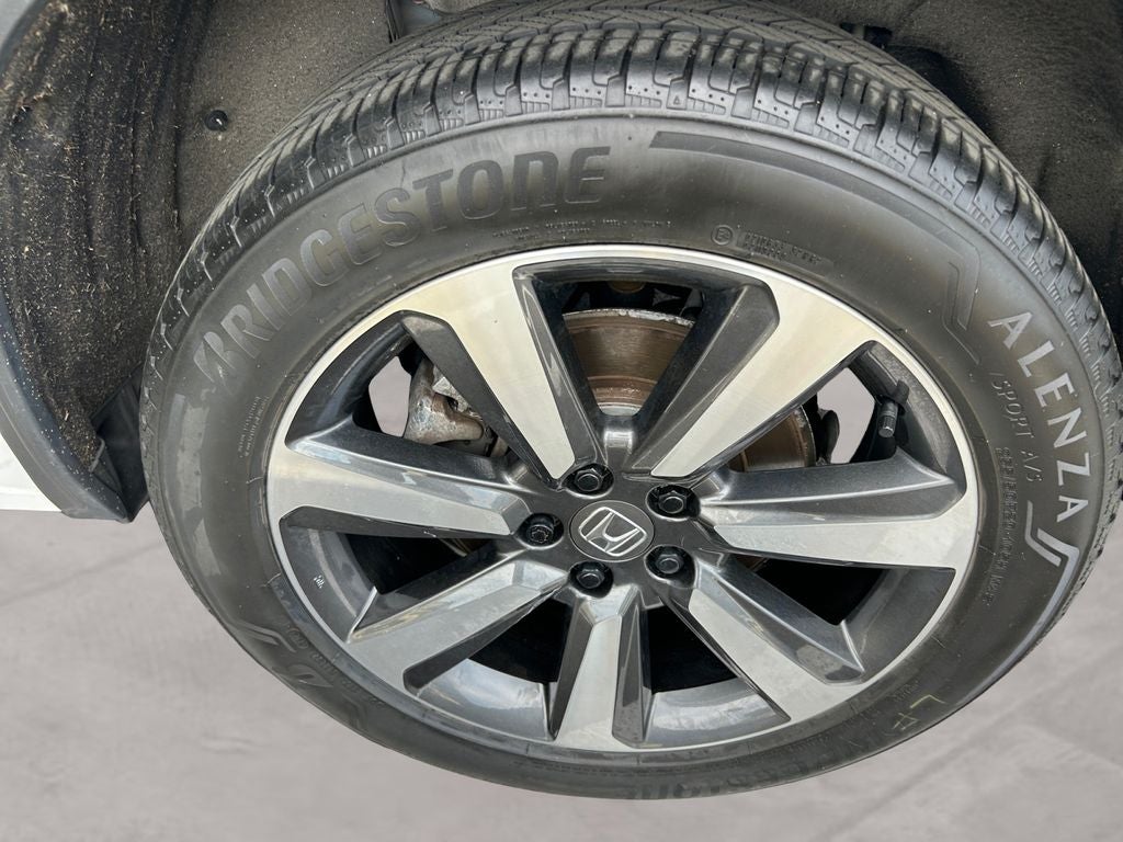 2025 Honda Pilot Touring