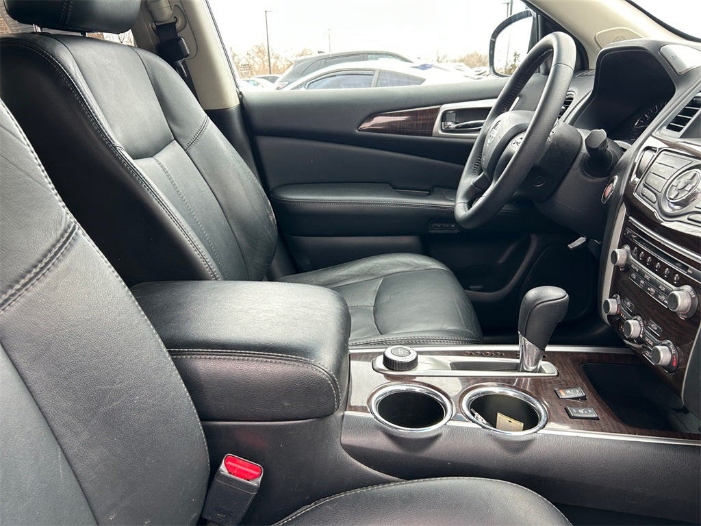 2014 Nissan Pathfinder SL