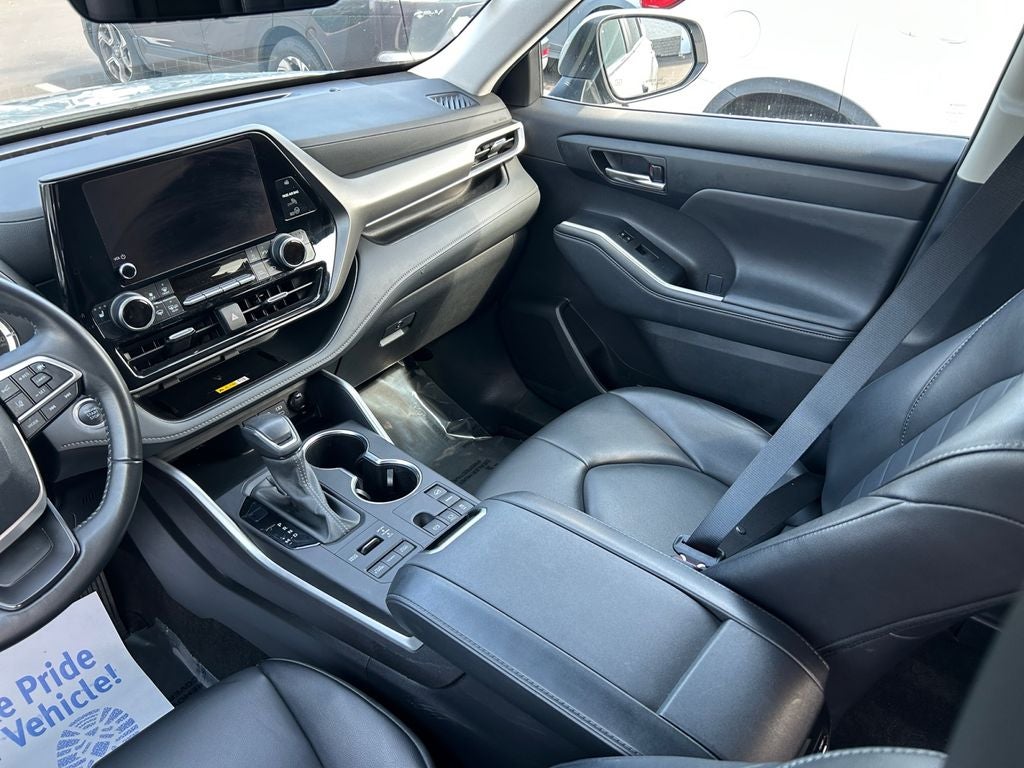 2024 Toyota Highlander XLE