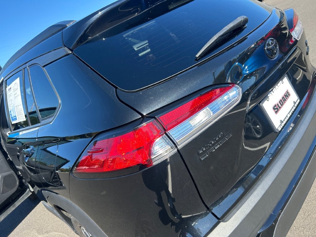 2023 Toyota Corolla Cross Hybrid SE