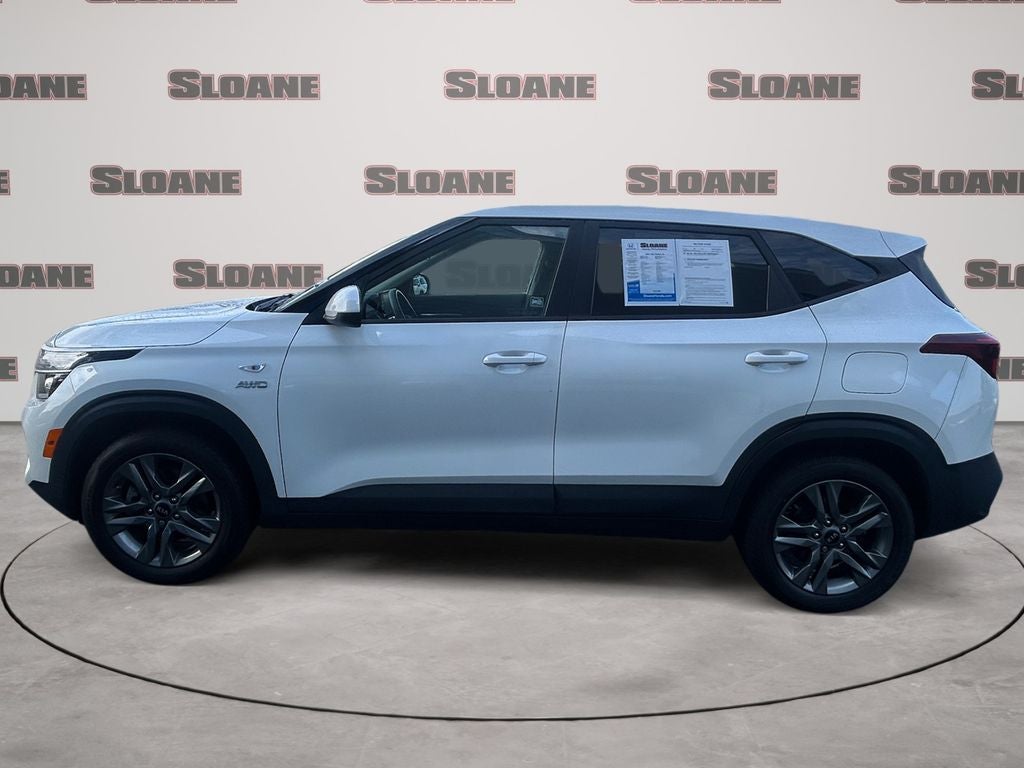 Used 2021 Kia Seltos LX with VIN KNDEPCAA0M7136975 for sale in Philadelphia, PA