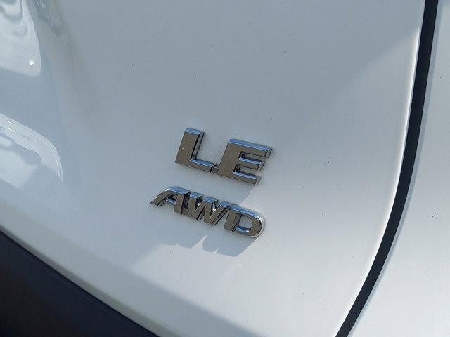 2020 Toyota RAV4 LE