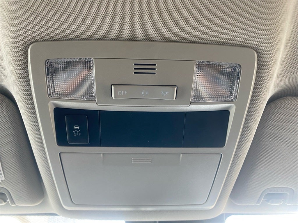 2019 Toyota TACOMA SR SR5 V6