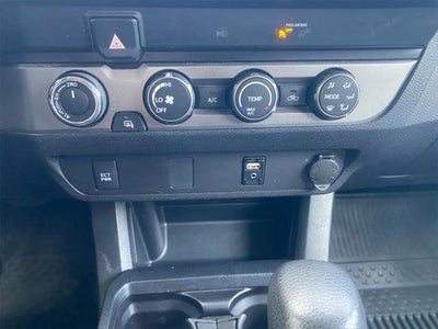 2019 Toyota TACOMA SR SR5 V6