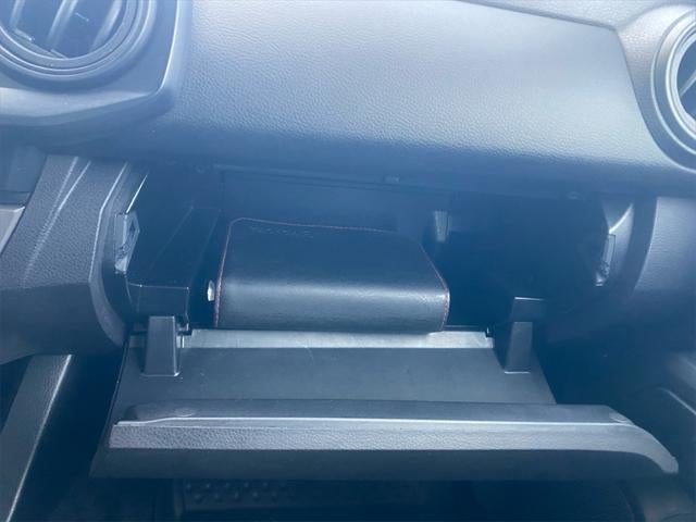 2019 Toyota TACOMA SR SR5 V6