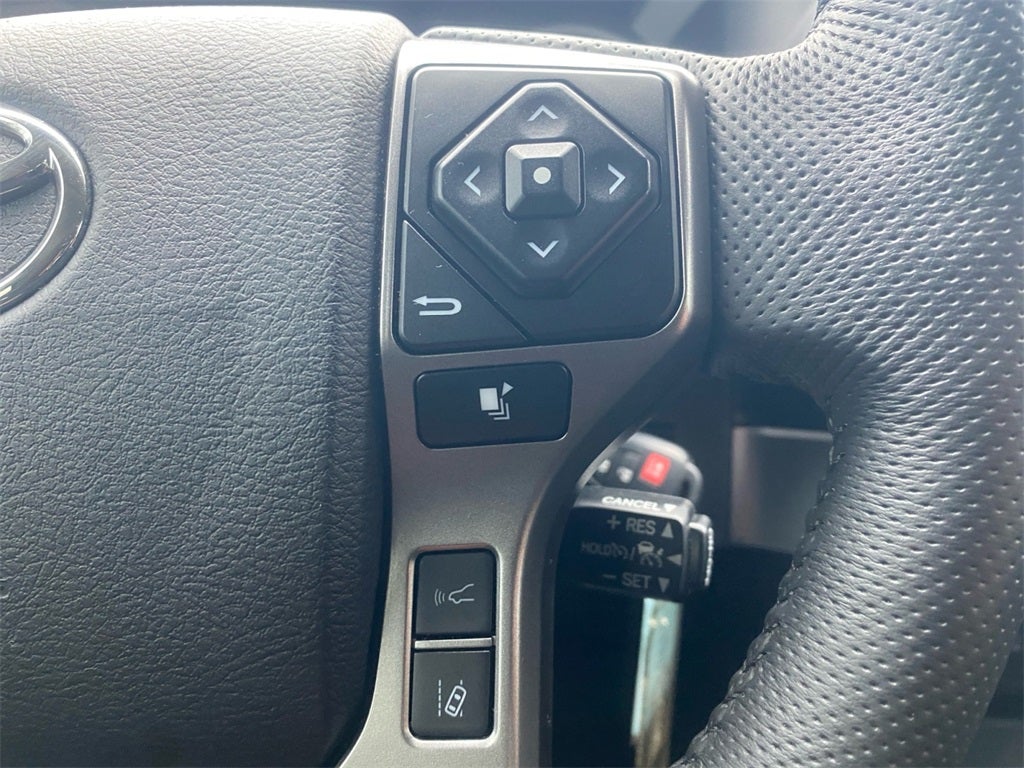 2022 Toyota TACOMA SR5 SR5 V6