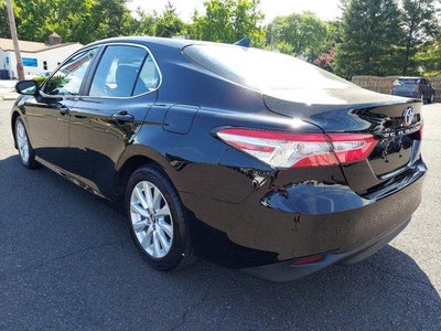 2019 Toyota CAMRY LE