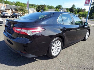 2019 Toyota CAMRY LE