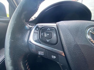 2016 Toyota CAMRY SE