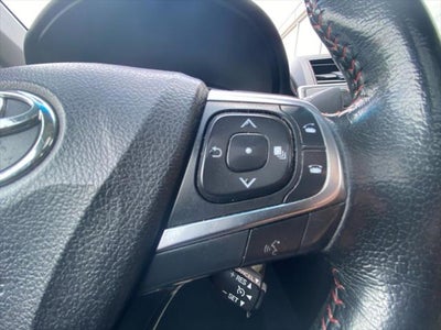 2016 Toyota CAMRY SE
