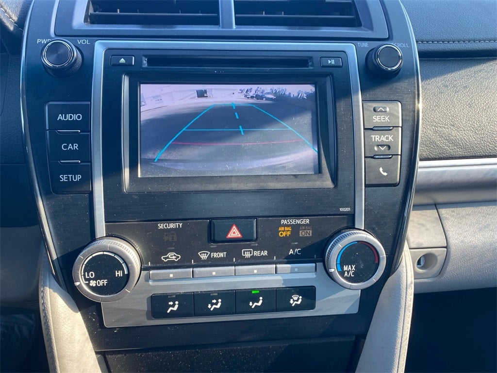 2014 Toyota CAMRY SE