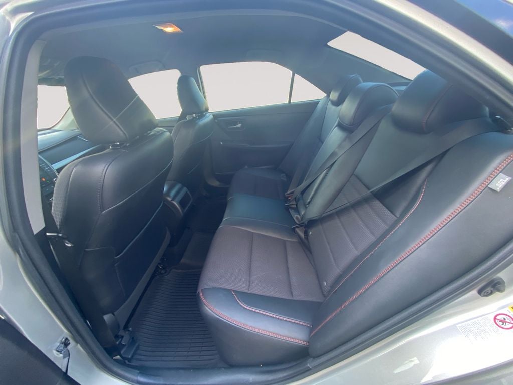 2017 Toyota CAMRY SE