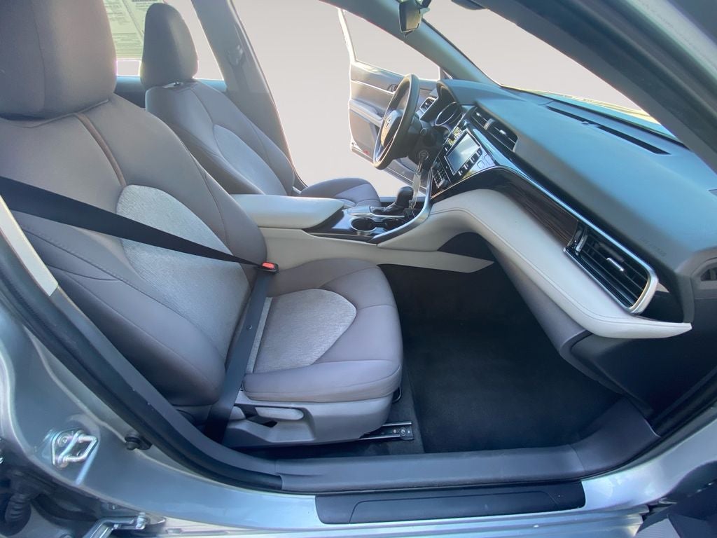 2020 Toyota CAMRY LE