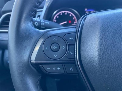 2022 Toyota CAMRY SE