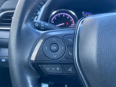 2020 Toyota CAMRY SE