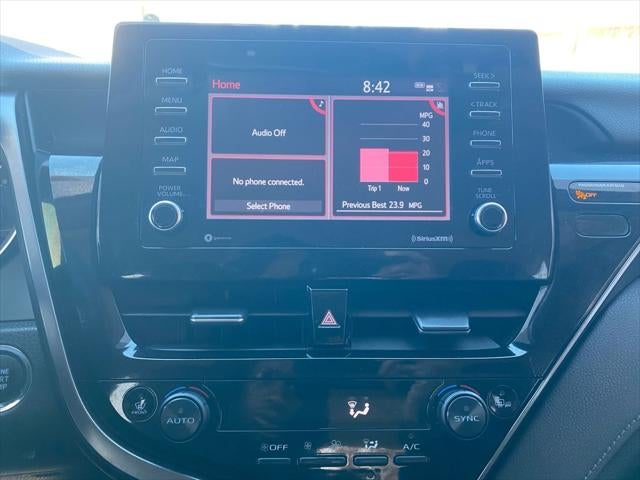 2024 Toyota CAMRY LE