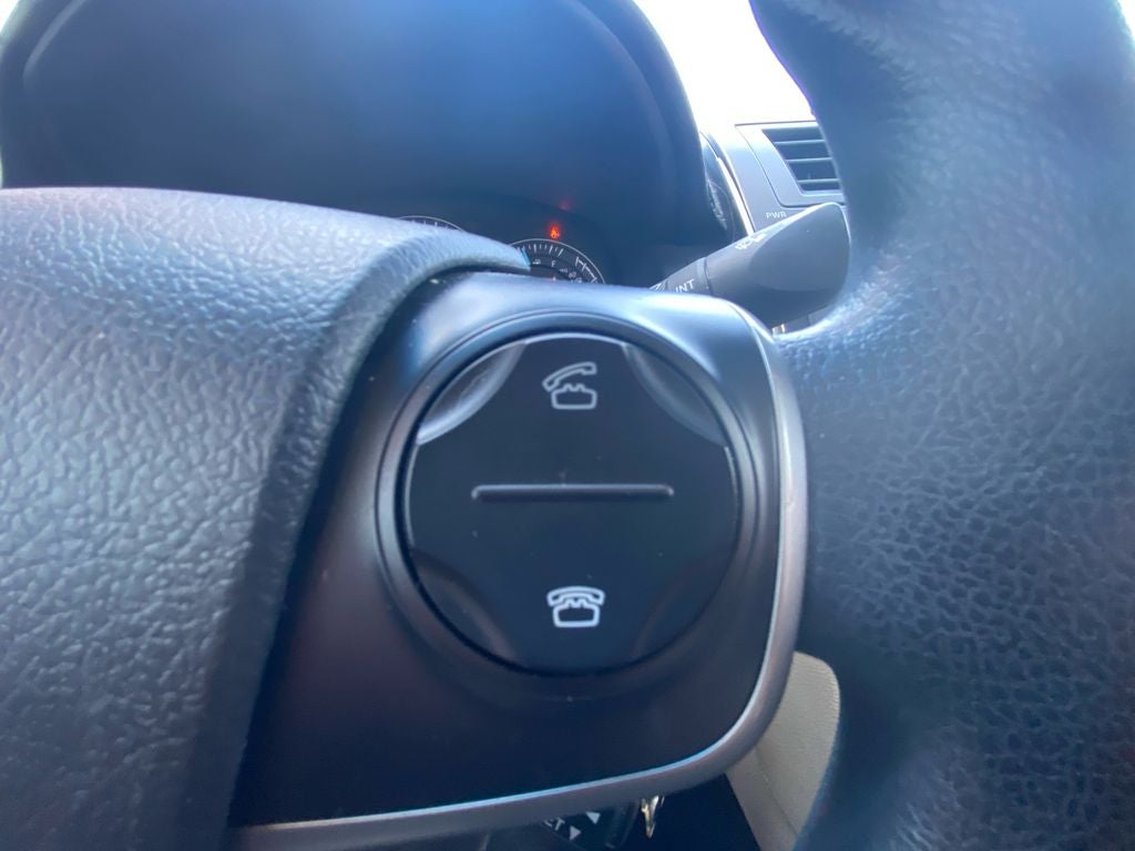 2013 Toyota CAMRY LE