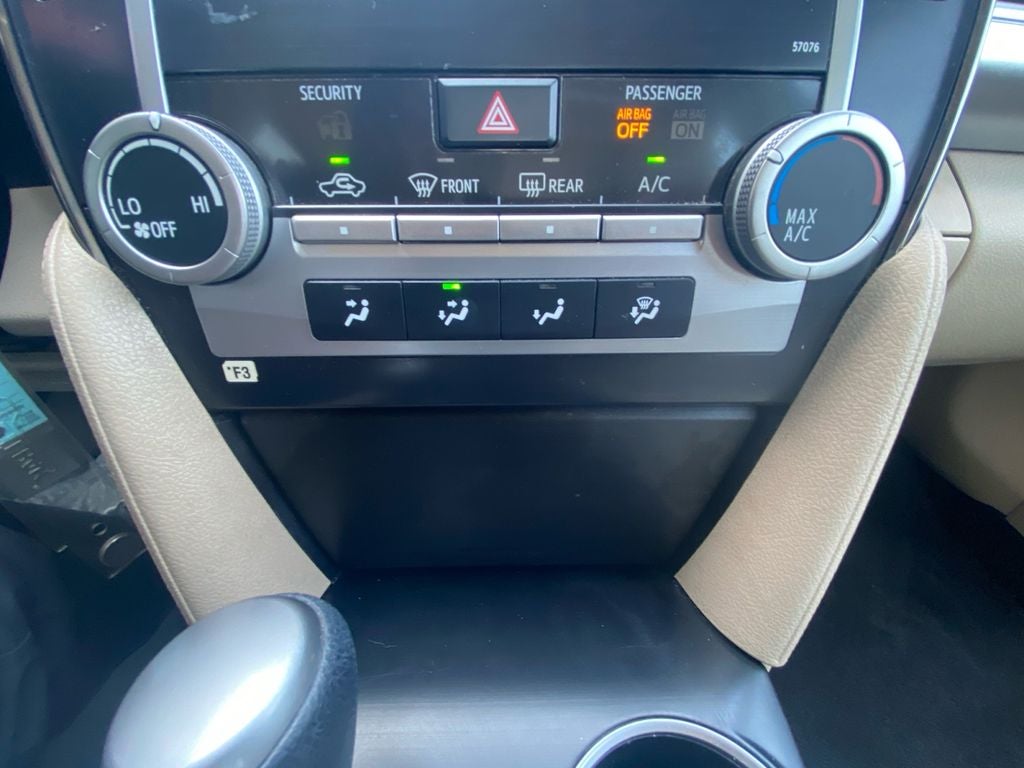 2013 Toyota CAMRY LE