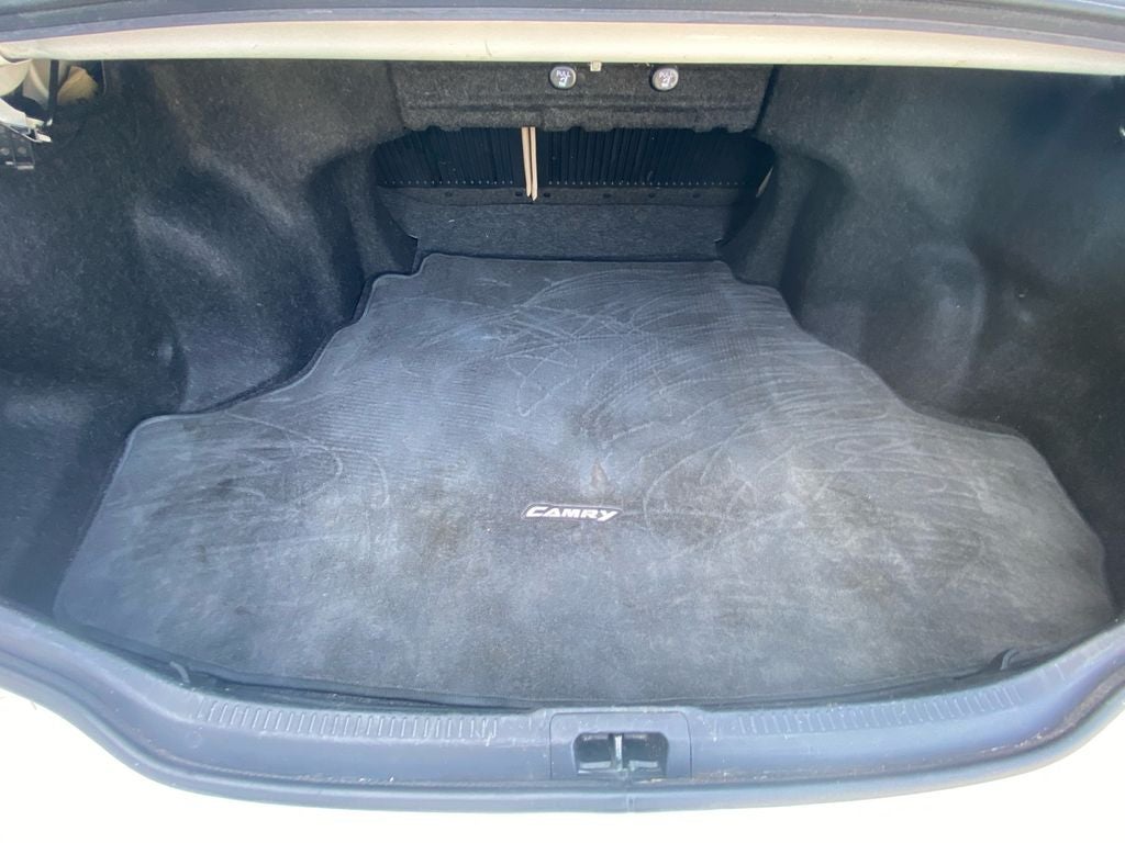 2013 Toyota CAMRY LE