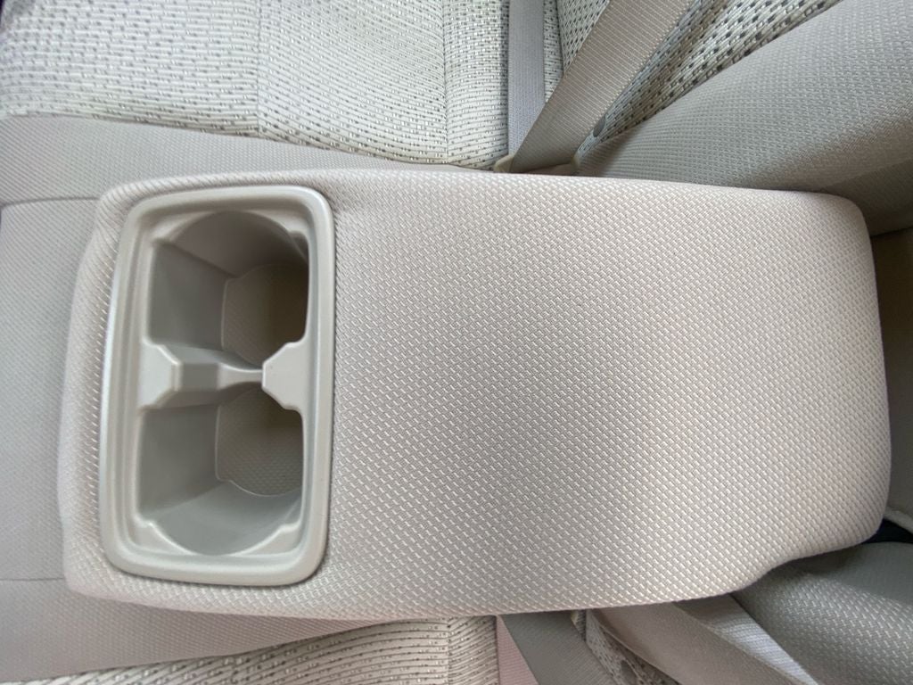 2013 Toyota CAMRY LE