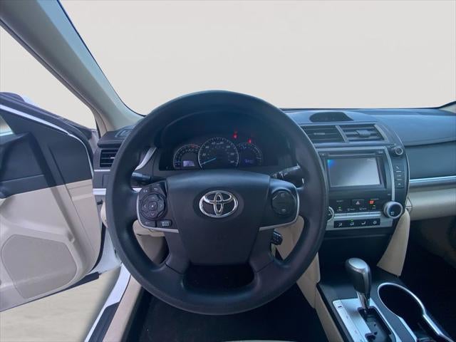 2013 Toyota CAMRY LE
