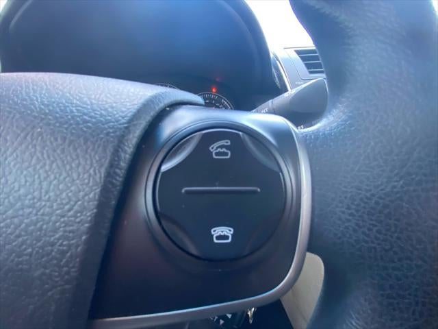 2013 Toyota CAMRY LE