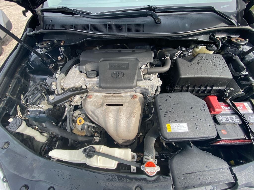 2016 Toyota CAMRY LE