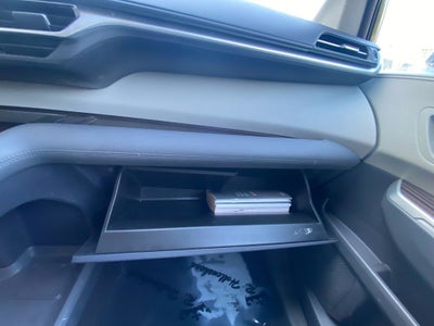 2023 Toyota SIENNA LE LE 8 Passenger