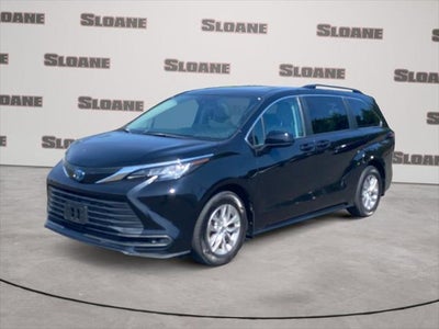 2023 Toyota SIENNA LE LE 8 Passenger