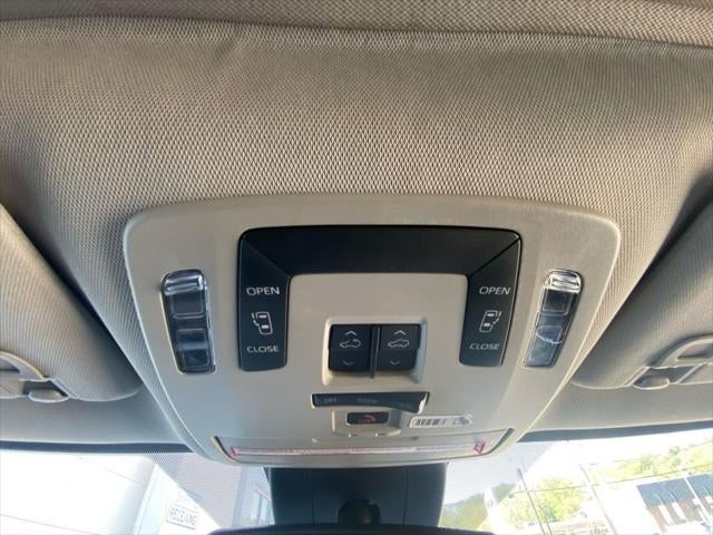 2023 Toyota SIENNA LE LE 8 Passenger
