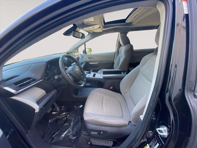 2023 Toyota SIENNA LE LE 8 Passenger