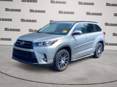 2017 Toyota HIGHLANDER SE