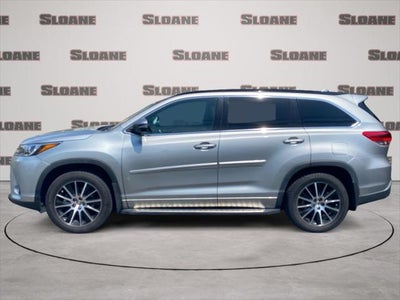 2017 Toyota HIGHLANDER SE