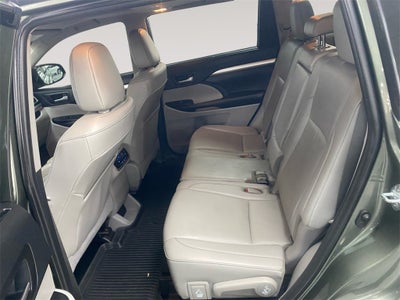 2019 Toyota HIGHLANDER XLE