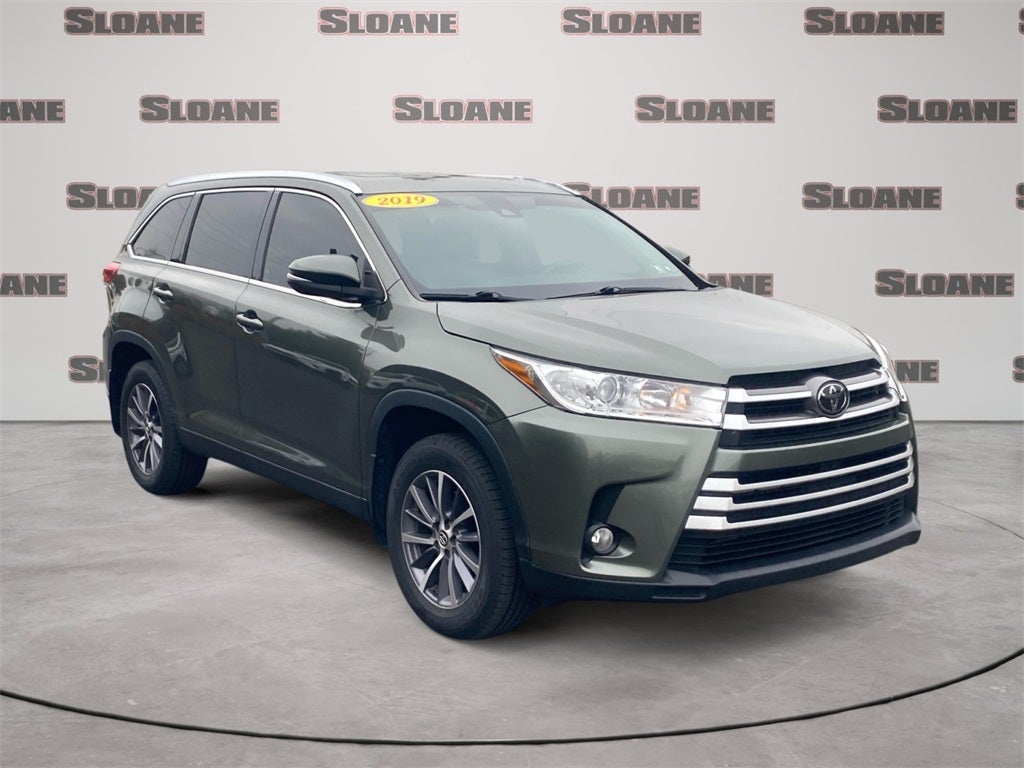2019 Toyota HIGHLANDER XLE