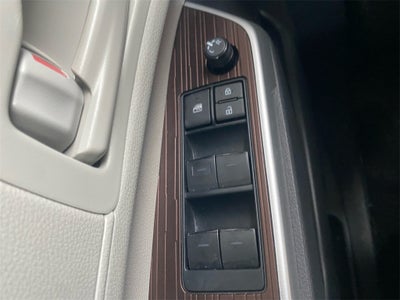 2024 Toyota SIENNA LE LE 8 Passenger