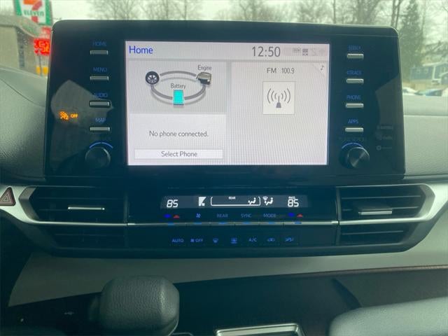 2024 Toyota SIENNA LE LE 8 Passenger