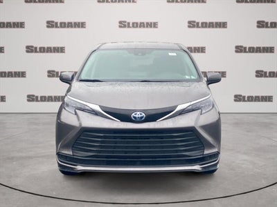 2024 Toyota SIENNA LE LE 8 Passenger