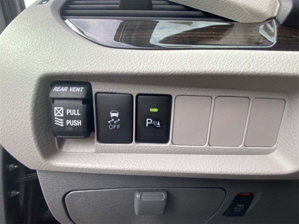 2019 Toyota SIENNA XLE 3.5L Limited 7 Passenger