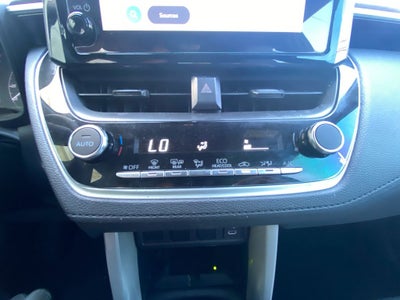 2024 Toyota COROLLA CROSS HV Hybrid SE