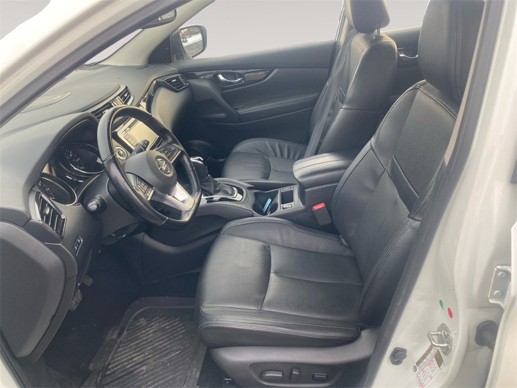 2021 Nissan Rogue Sport SL