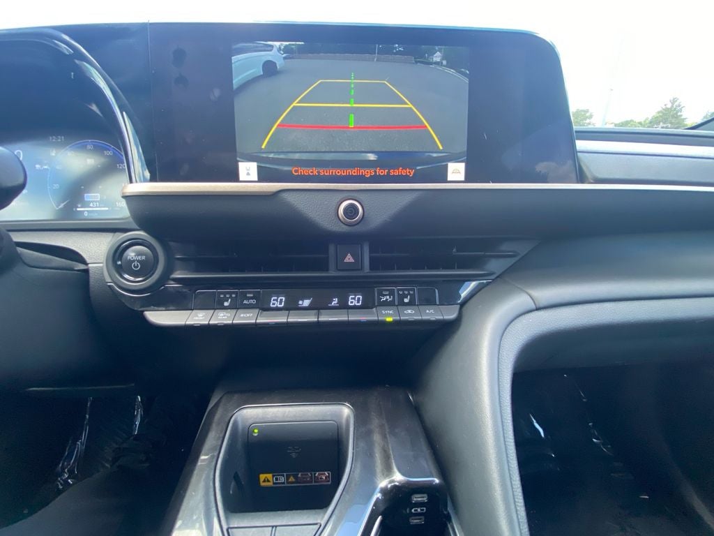 2024 Toyota CROWN XLE